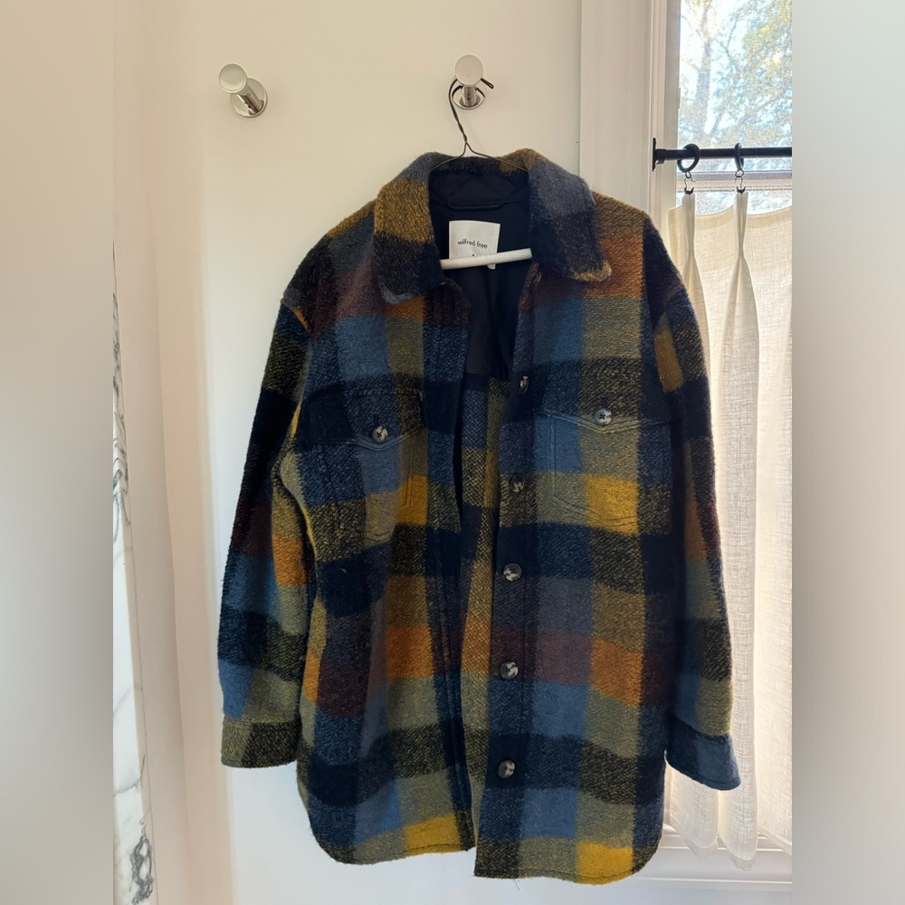 Aritzia plaid shirt jacket